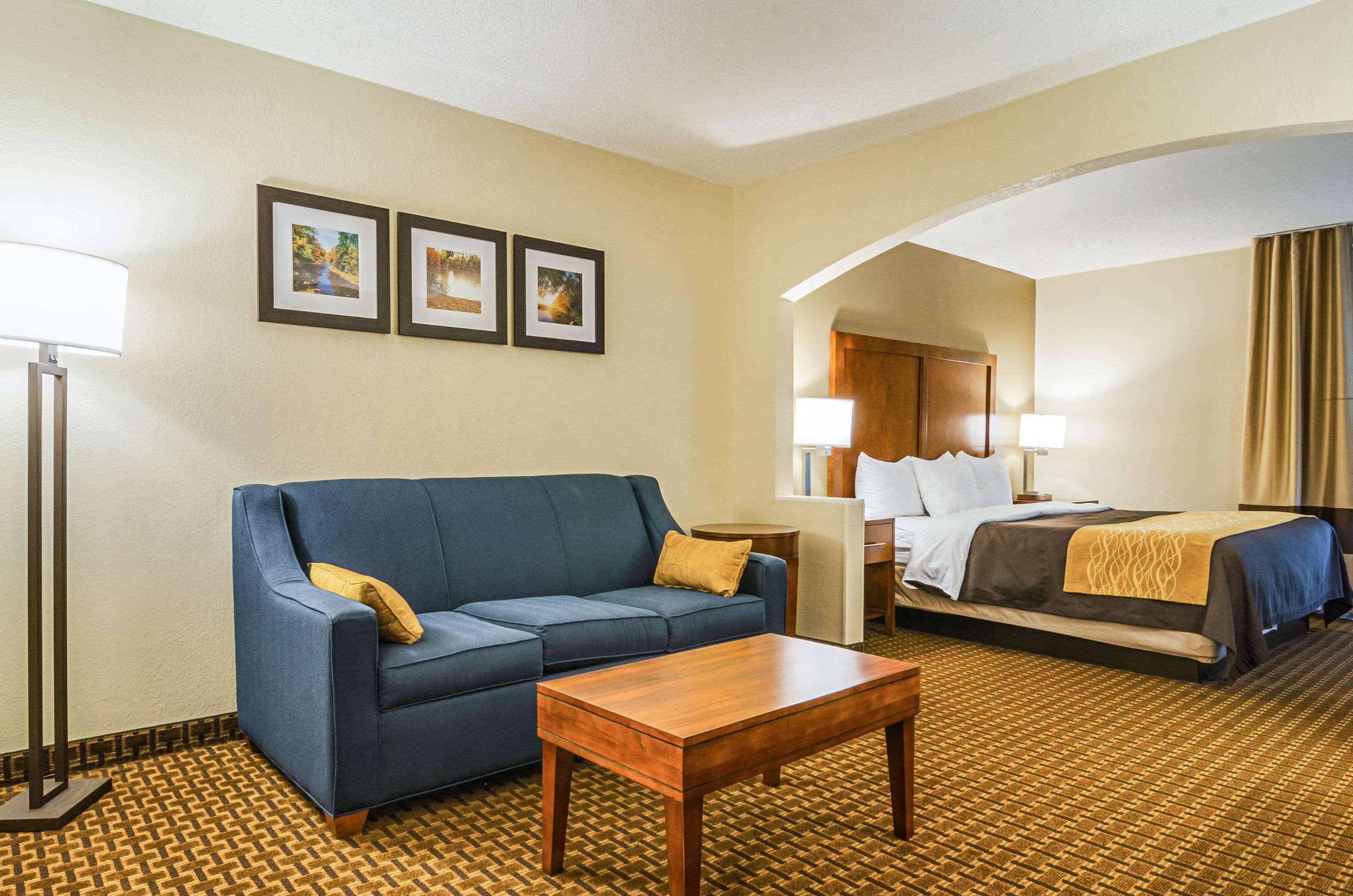 Comfort Inn & Suites Oxford South Экстерьер фото